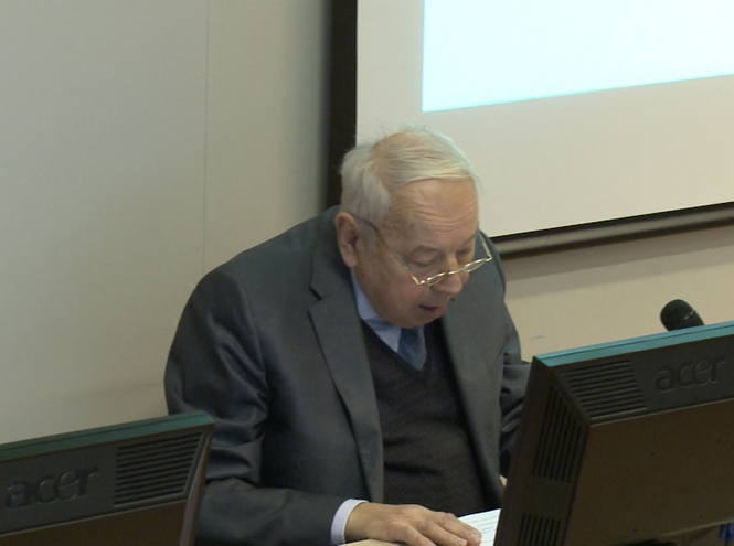 Поздравляем с защитой диссертации!