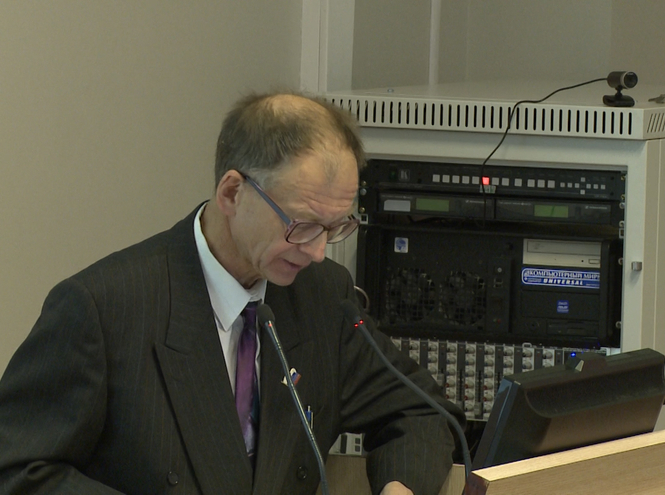 Поздравляем с защитой диссертации!