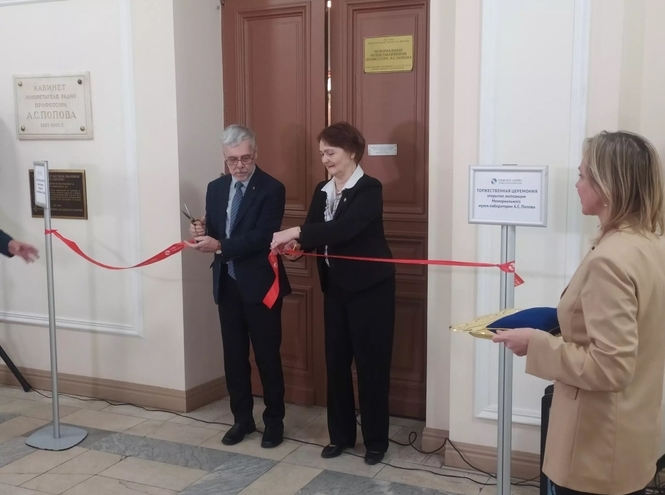СПбГУТ принял участие в открытии обновленной экспозиции музея-лаборатории Попова