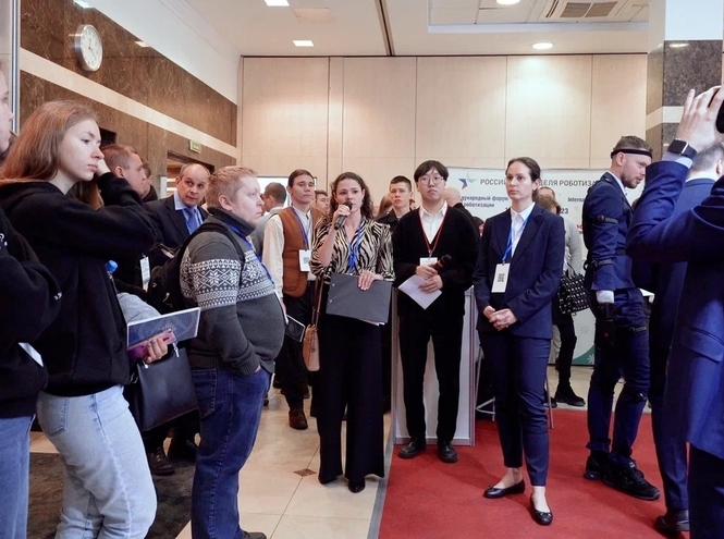 С участием СПбГУТ прошел Международный форум роботизации