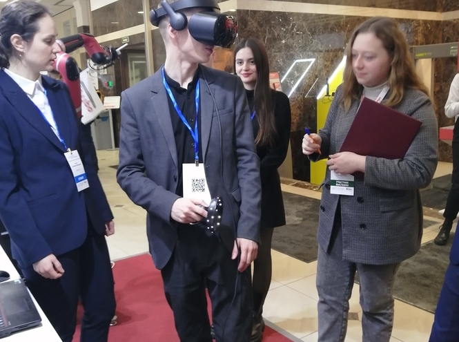 С участием СПбГУТ прошел Международный форум роботизации