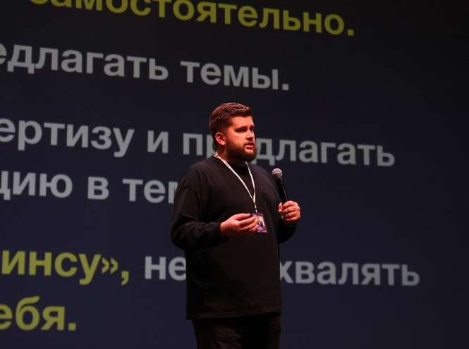 Студентки СПбГУТ представили университет на форуме PRКИТ 2023