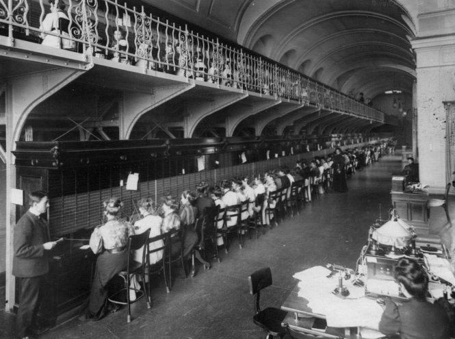 К 125-летию телефонной линии связи Санкт-Петербург – Москва