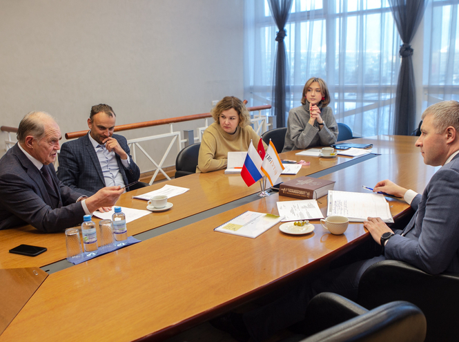 В СПбГУТ прошло заседание комиссии Общественной палаты Санкт-Петербурга