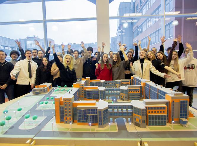 «Бонч» в миниатюре: студенты факультета ИСиТ собрали уникальный макет СПбГУТ