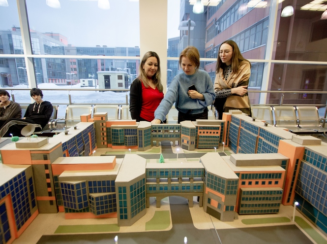 «Бонч» в миниатюре: студенты факультета ИСиТ собрали уникальный макет СПбГУТ