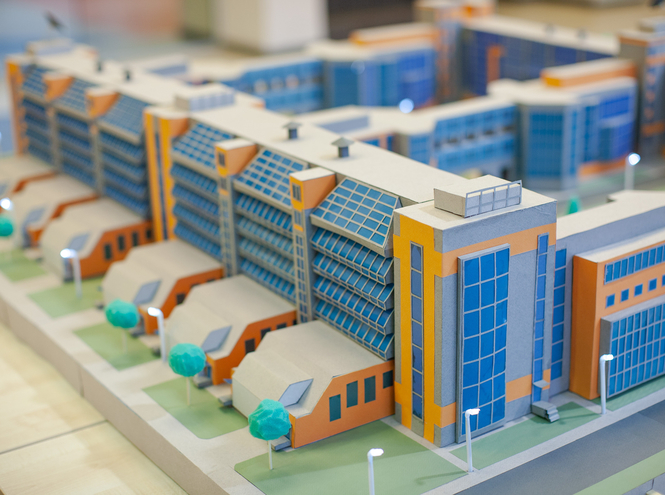 «Бонч» в миниатюре: студенты факультета ИСиТ собрали уникальный макет СПбГУТ