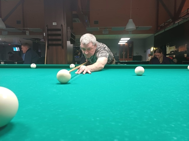 Точно в лузу! Команда СПбГУТ на соревнованиях по бильярду Спартакиады «Здоровье – 2024»