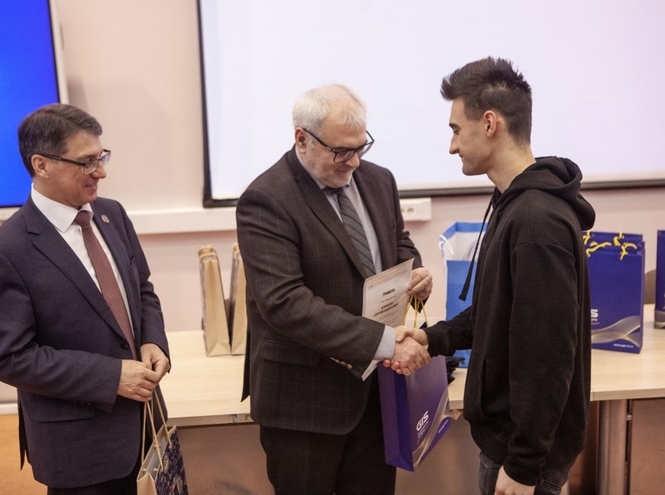 «Хогвартс – Экспресс» отправляется из СПбГУТ: итоги чемпионата по спортивному программированию