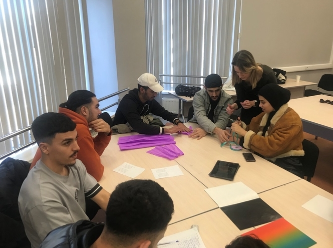 Международный студенческий клуб «Сигнал» проводил зиму блинами