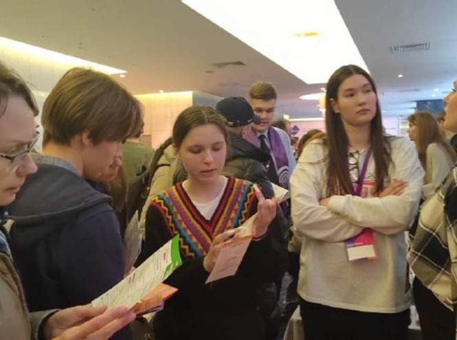 СПбГУТ и СПбКТ – на выставке «Навигатор поступления»