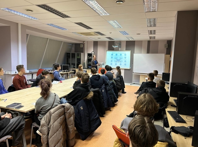 «Телекоммуникации – легко и просто!»: в СПбГУТ завершились факультативные занятия