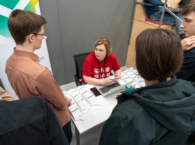 Студенты СПбГУТ победили в хакатоне от Сбера