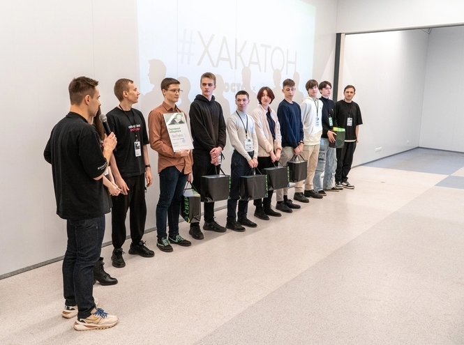 Студенты СПбГУТ победили в хакатоне от Сбера