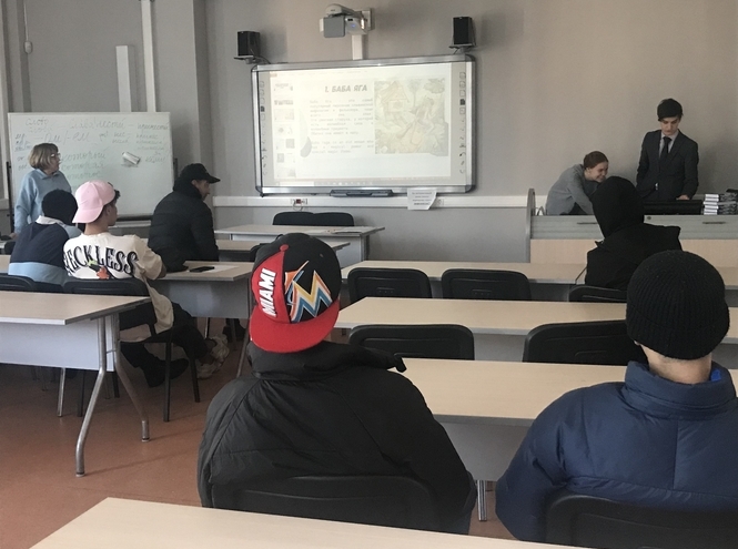 Иностранные студенты познакомились с русской мифологией на встрече клуба «Сигнал»