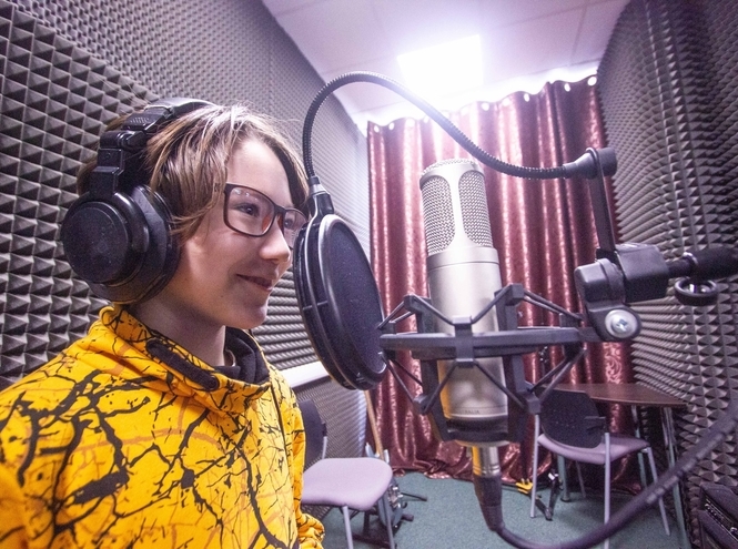 Привет, это «Бонч»! Дети сотрудников СПбГУТ познакомились со связью и ИТ