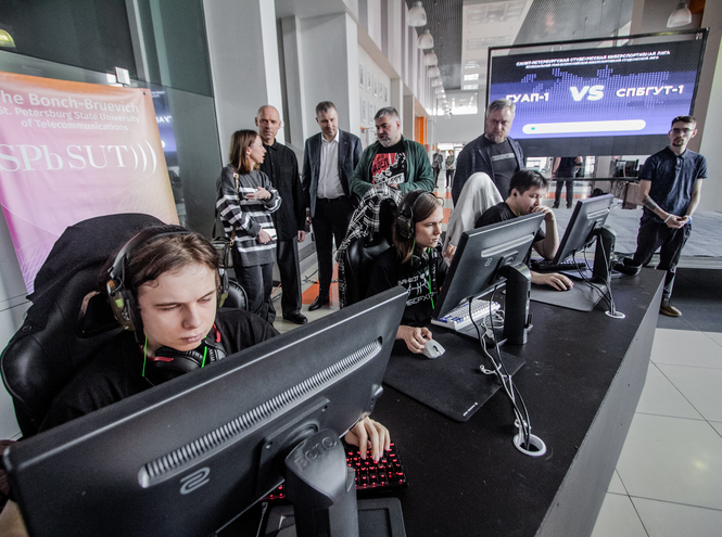 В СПбГУТ прошёл фестиваль компьютерного спорта