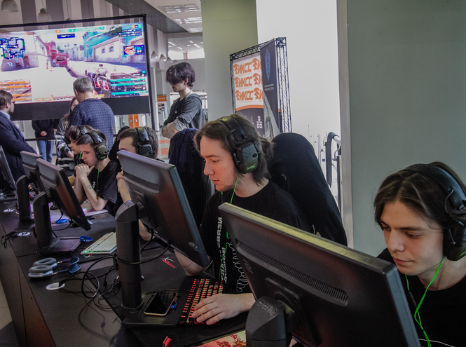 В СПбГУТ прошёл фестиваль компьютерного спорта