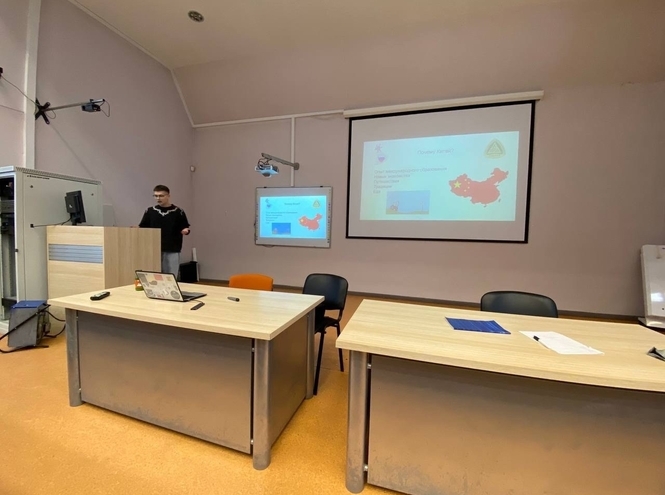 Как отправиться в Китай на учёбу? Об этом рассказали в «Бонче» на лекции