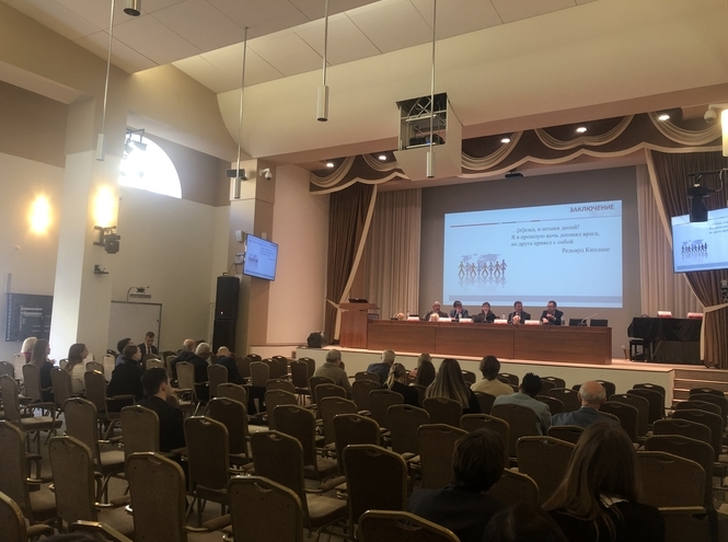 Доцент кафедры ИКС выступила с докладом на симпозиуме СПбГУ