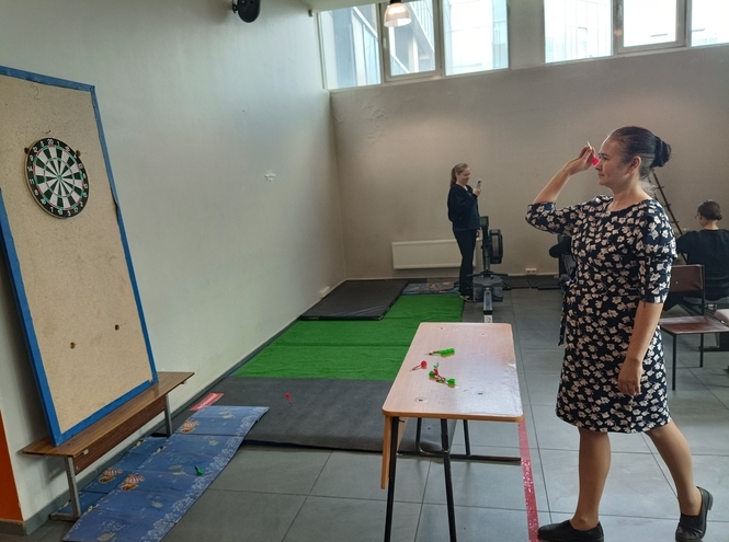 Работники СПбГУТ метнули дротики на Спартакиаде «Здоровье»