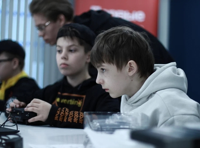 В СПбГУТ прошёл региональный этап чемпионата «Пилоты будущего»