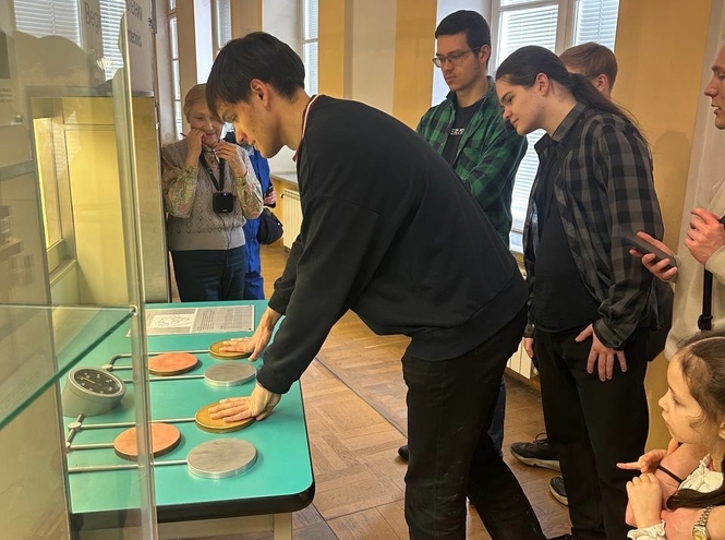 Студенты факультета РТС посетили Музей связи им. А. С. Попова