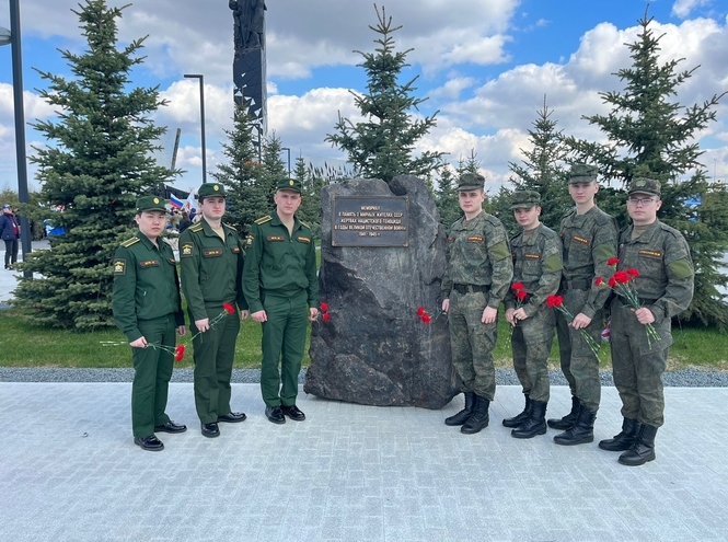 СПбГУТ принял участие во Всероссийской акции «Вахта Памяти-2024»