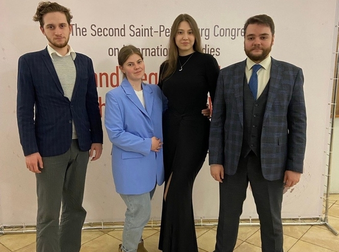 Делегация кафедры ИиРВ факультета СЦТ посетила международный конгресс