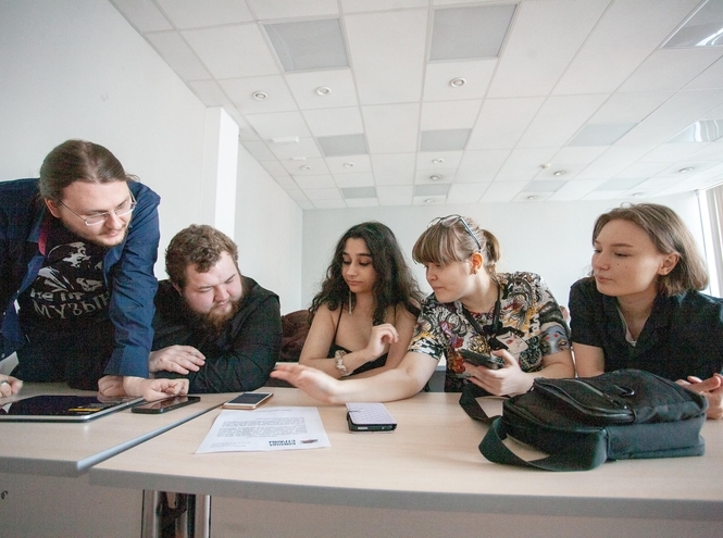 В СПбГУТ прошли очередные дебаты от фонда «Команда Страны»