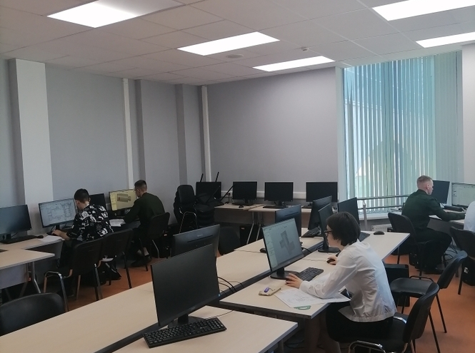 В СПбГУТ прошла ежегодная олимпиада «Тотальный чертёж»