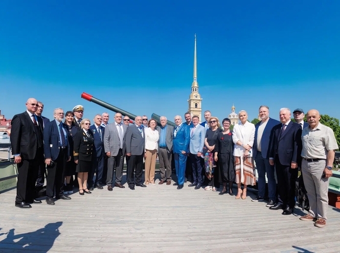 Ректор СПбГУТ принял участие в праздновании Дня города