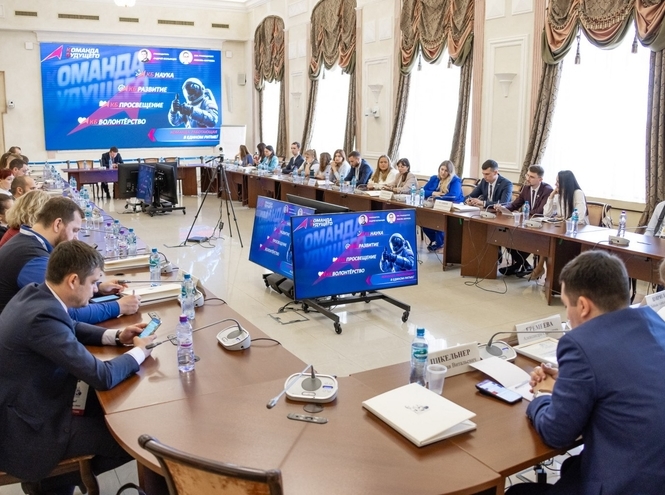 Эксперт СПбГУТ – модератор Молодёжного слёта технологических компаний