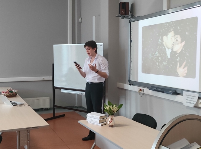 Иностранные студенты поучаствовали в мероприятиях ко Дню рождения А. С. Пушкина