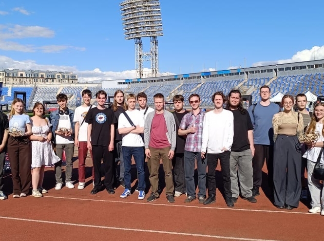 В Петербурге при поддержке СПбГУТ прошёл Фестиваль гонок дронов