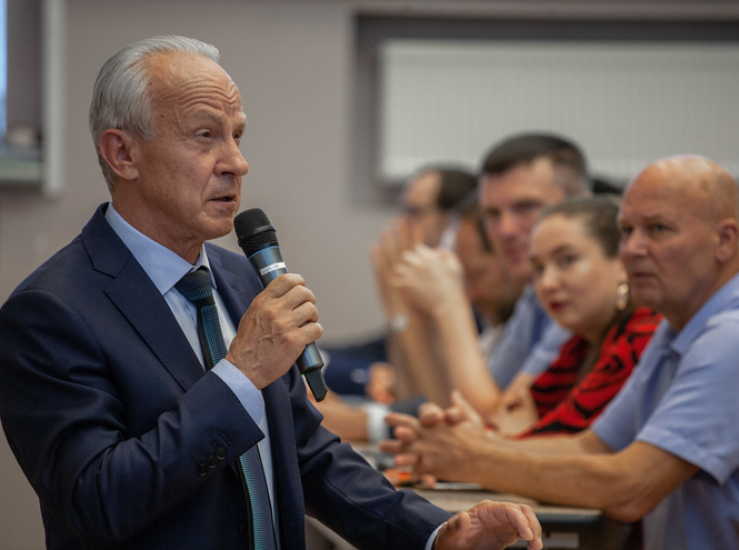 В будущее – вместе! В СПбГУТ провели встречу-диалог «Руководство и студенты»