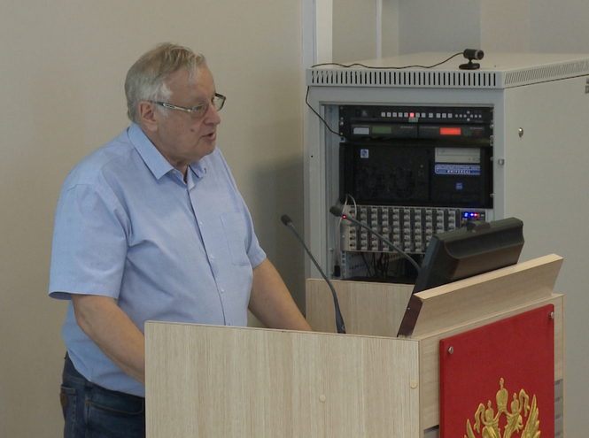 Поздравляем с защитой диссертации!