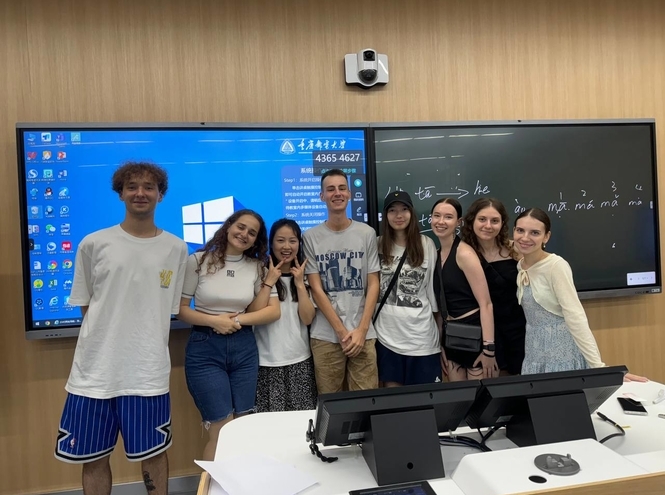 Привет из Китая! Студенты СПбГУТ проходят обучение в международной Летней школе