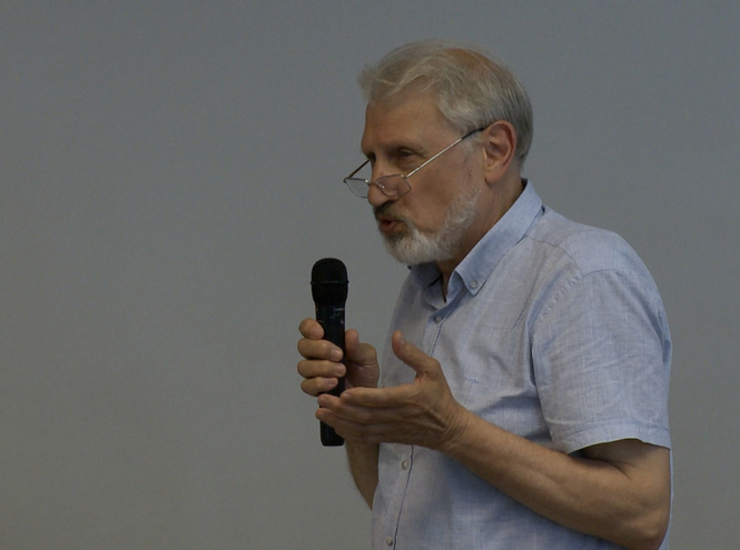 Поздравляем с защитой диссертации!