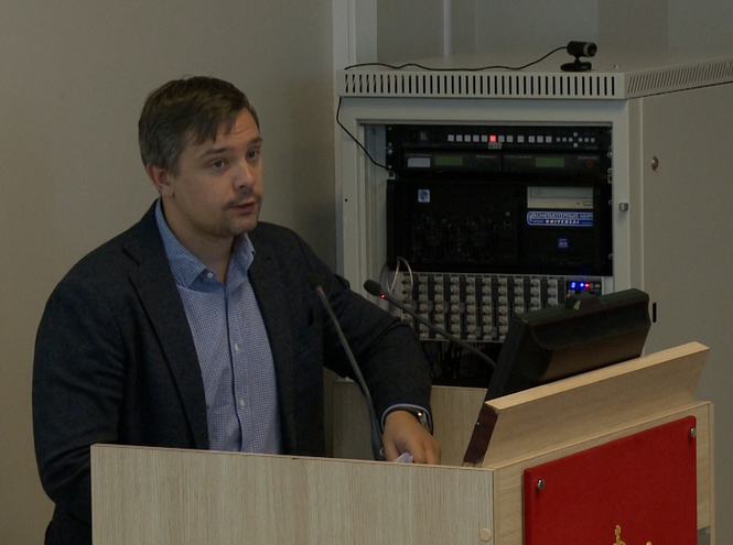 Поздравляем с защитой диссертации!