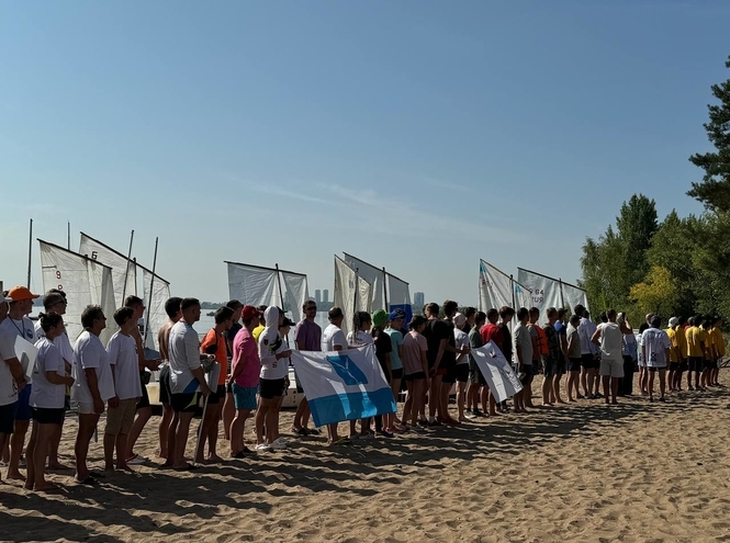 От факультатива – до профессиональных побед: успехи в парусных гонках и впечатления участников