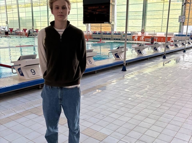 Студент СПбГУТ — в призёрах соревнований по плаванию