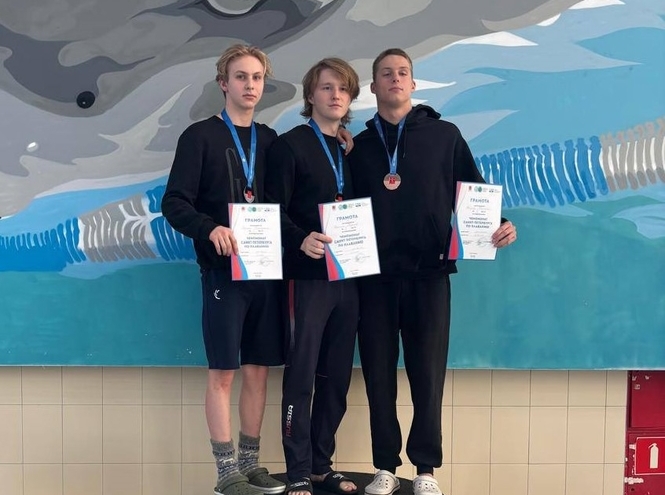 Студент СПбГУТ — в призёрах соревнований по плаванию