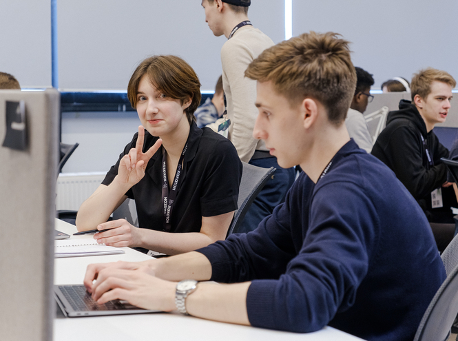 Студенты факультета ИТПИ успешно выступили на хакатоне