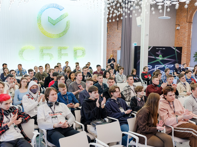 Студенты факультета ИТПИ успешно выступили на хакатоне