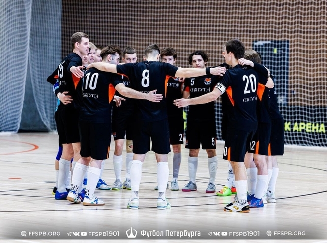 Команда СПбГУТ заняла 2 место на турнире по футзалу