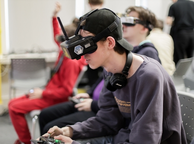 Студент СПбГУТ занял 1 место в гонках дронов проекта «ДронФест»