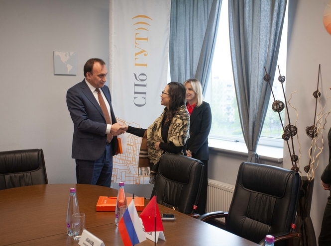 СПбГУТ развивает сотрудничество с Вьетнамом