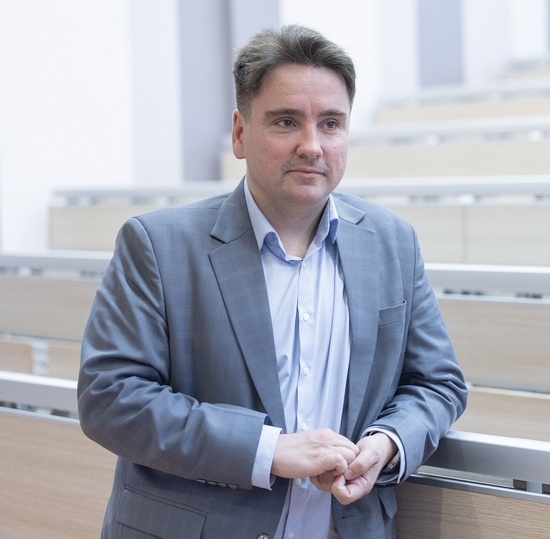 Из Парижа с любовью: итоги открытой лекции Петра Пунченко