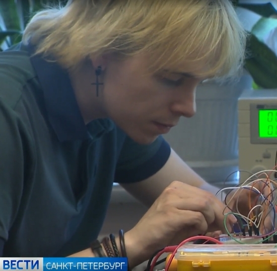 Телеканал «Россия 1» снял сюжет о студенческом спутнике-биолаборатории «Биосенсор-1»